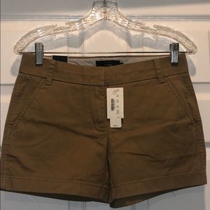 Size 0 J.Crew 4” inseam brown chino shorts NWT